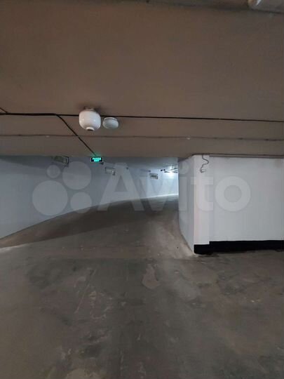 Машиноместо, 16 м²