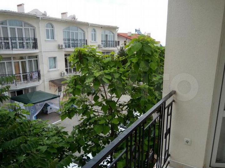 Комната 22 м² в > 9-к., 2/3 эт.