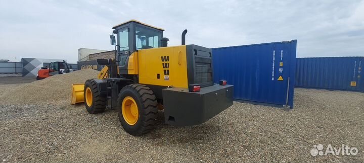 Фронтальный погрузчик BIZON 933, 2023