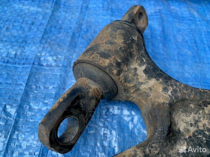 Рычаг передний правый Toyota Harrier MCU15 1mzfe