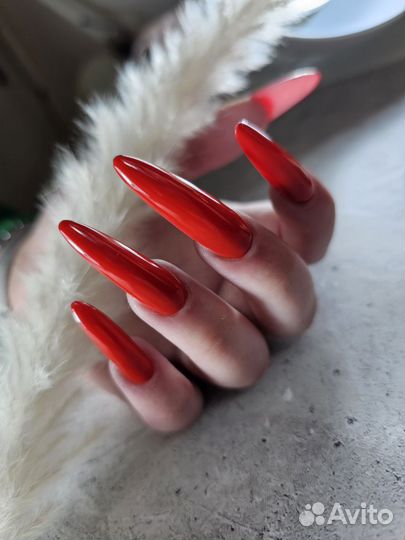 Мастер маникюра и педикюра