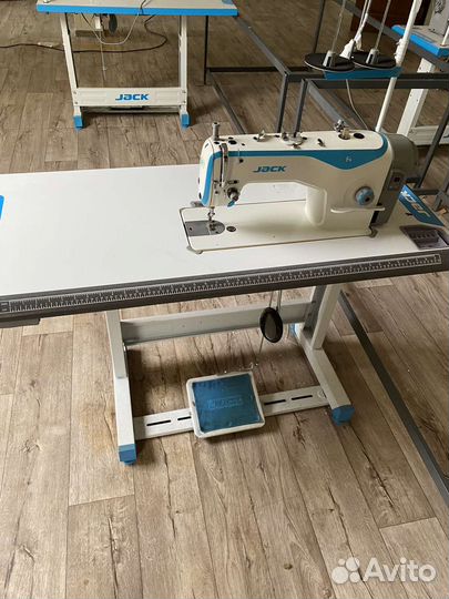 Швейные машинки jack F4