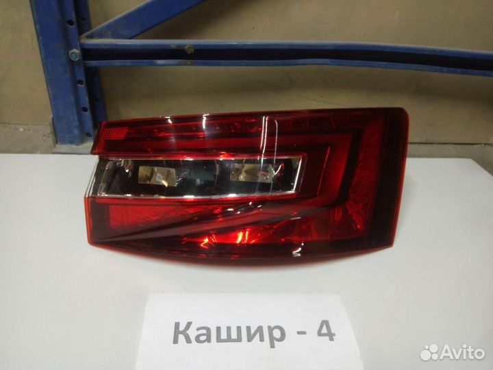 Фонарь правый внешний Skoda Superb 3 2015