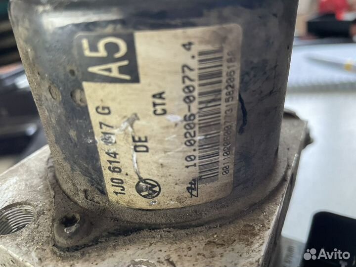 Блок ABS Skoda Octavia Tour A4 1.6