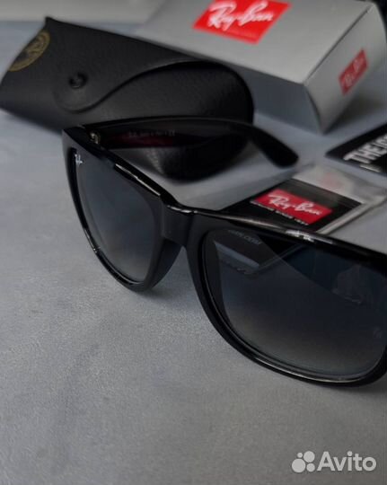 Солнцезащитные очки Ray Ban Justin 4165