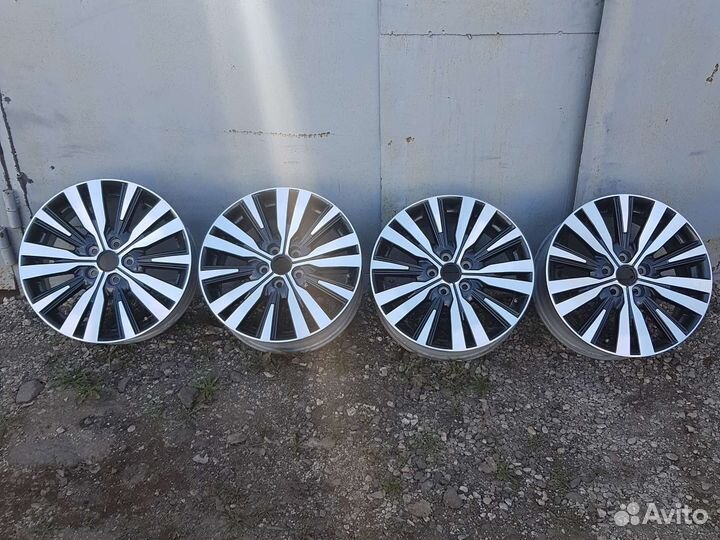 Диски r18 Mitsubishi Outlander 3