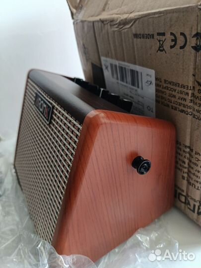 Комбоусилитель для акустической гитары новый