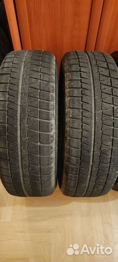 Bridgestone Blizzak Revo GZ 225/60 R17