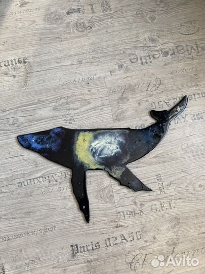 Картина из эпоксидной смолы Кит