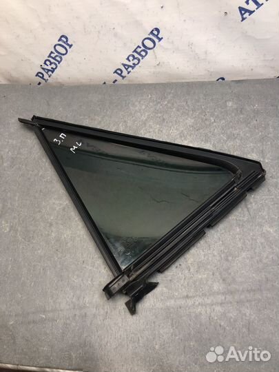 Зад R форточка W164