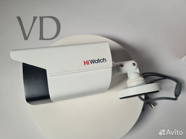 Видеокамера HiWatch DS-T220S(B) (2,8 мм)