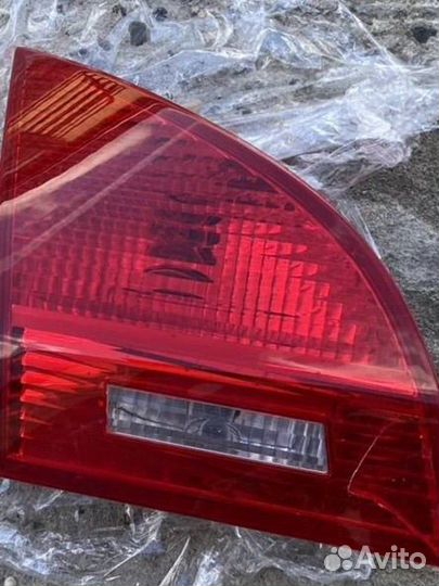 Фонарь задний внутренний левый Hyundai-Kia Venga