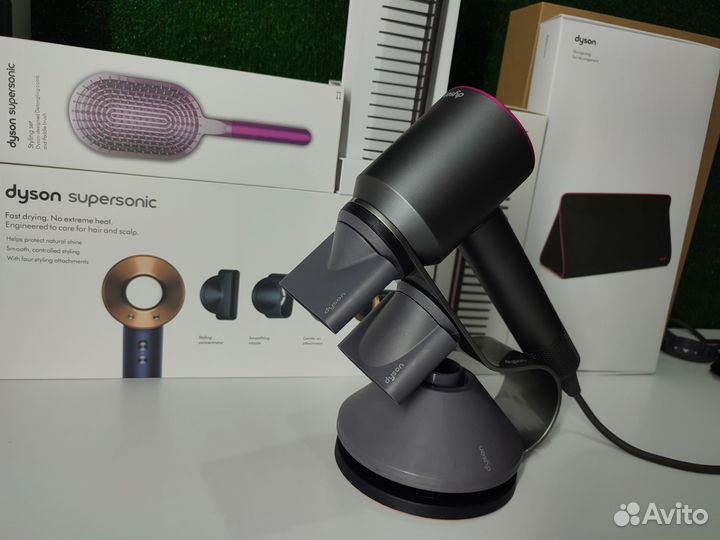 Фен Dysоn Фуксия