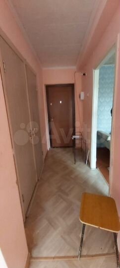 2-к. квартира, 42 м², 3/9 эт.