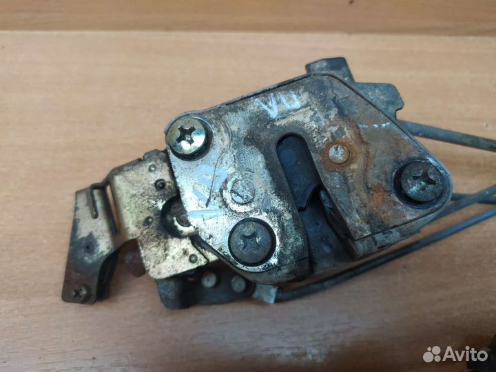 Замок двери передний левый, Mazda 626 GV GD