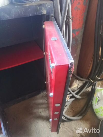 Сейф с ключами