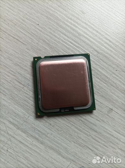 Процессор на 775 сокет