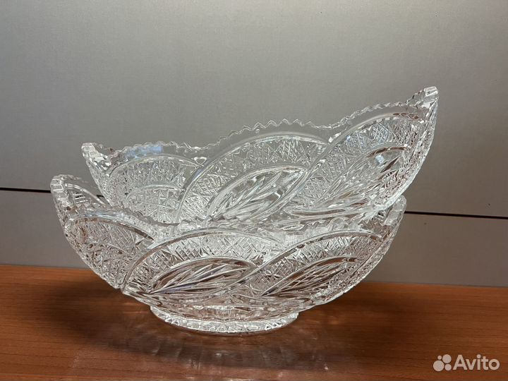 Хрустальные вазы под фрукты