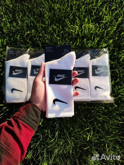 Носки Nike высокие белые