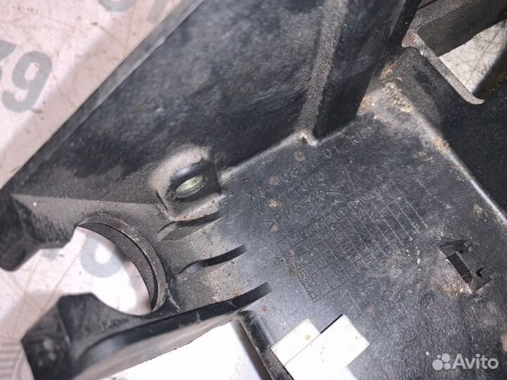 Селектор АКПП Mitsubishi Pajero 3.5 DID 2003