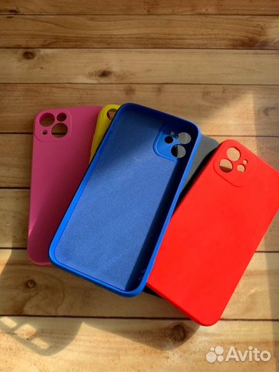 Чехол на iPhone 11