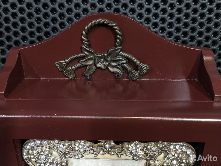 Ключница настенная