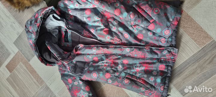 Пуховик женский 42 44