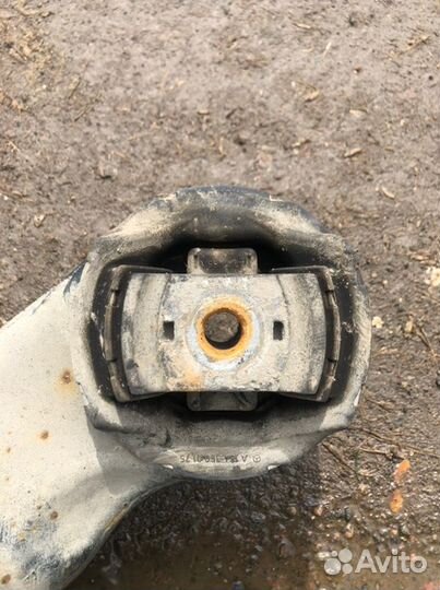 Подрамник задний задний Mercedes M-Class W164