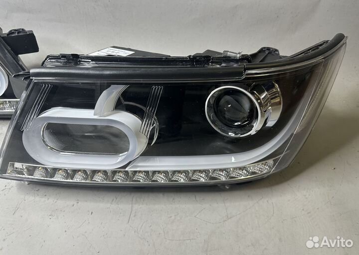 Фары Dodge Journey 2009-2016 LED стиль RR