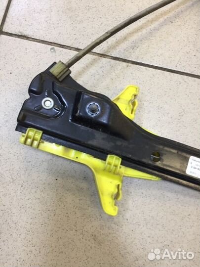 Стеклоподъемник задний правый Volkswagen Polo 5