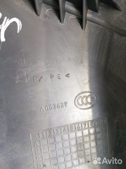 Накладка на порог внутренняя правая Volkswagen