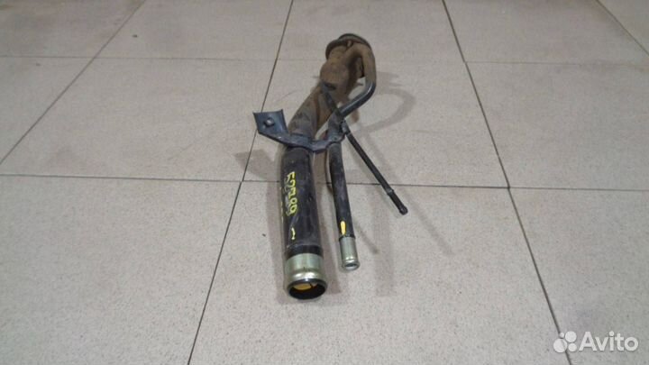 Горловина топливного бака Mitsubishi L200