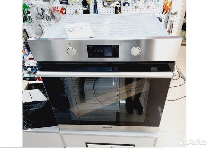 Новый духовой шкаф Hotpoint-Ariston гриль
