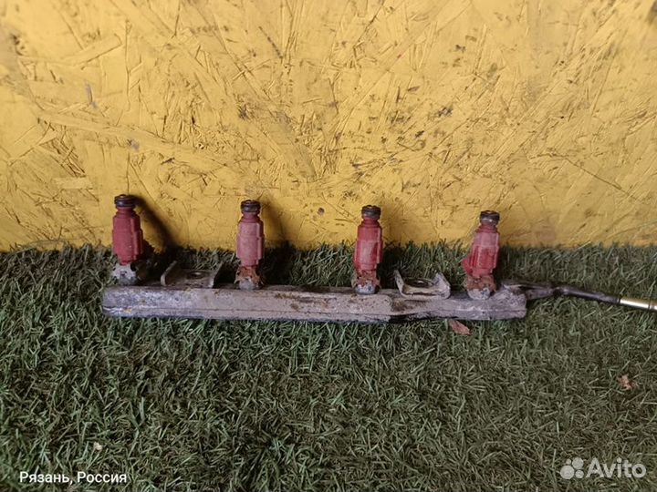 Топливная рейка Nissan Almera N16 QG18 2003