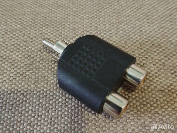 Переходник разветвитель 2*RCA гнездо - 1RCA штек