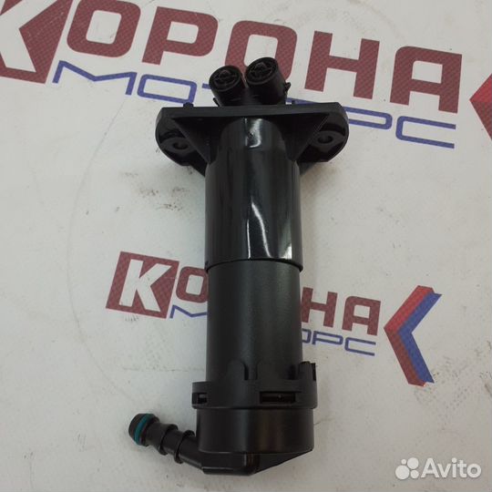 Форсунка омывателя фар правая audi Q7