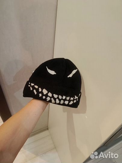 Шапка максим максаков ghost hat