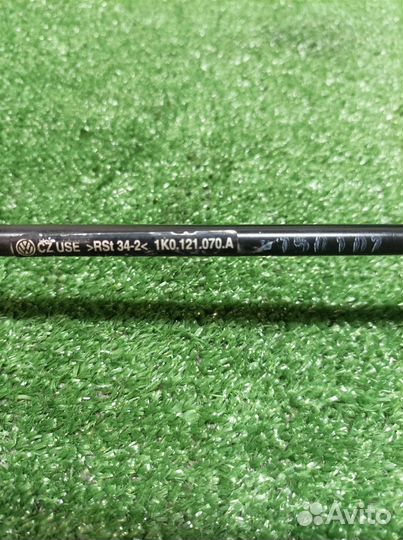 Трубка системы охлаждения VW Golf V Plus 2005-2014