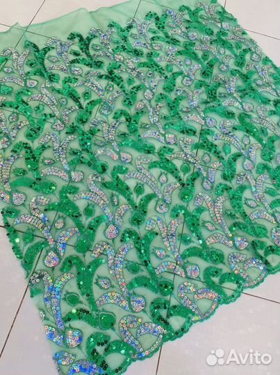 Продаются новые ткани белая, зеленая
