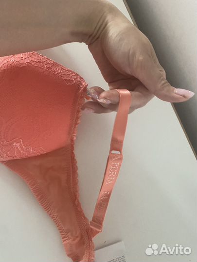 Бюстгальтер Laperla 3С новый