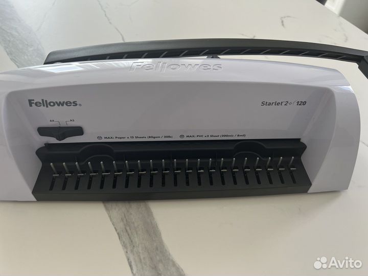 Брошюровщик Fellowes Starlet 2+