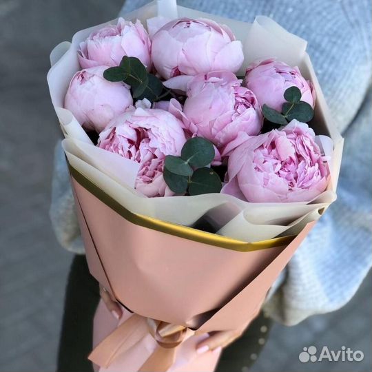 Пионы букет