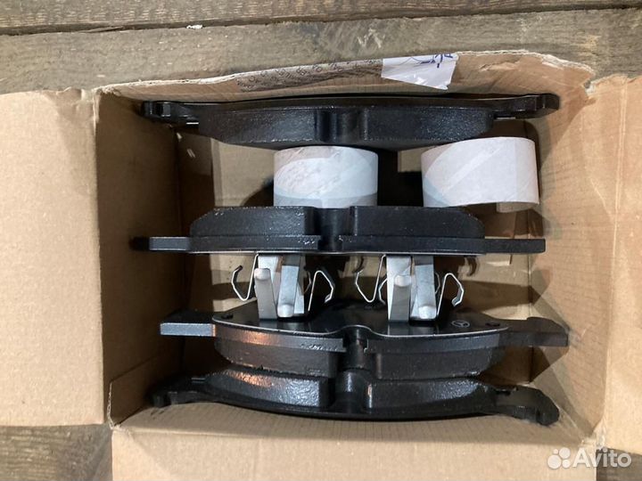 Тормозные колодки, колодки ручника W164 X164