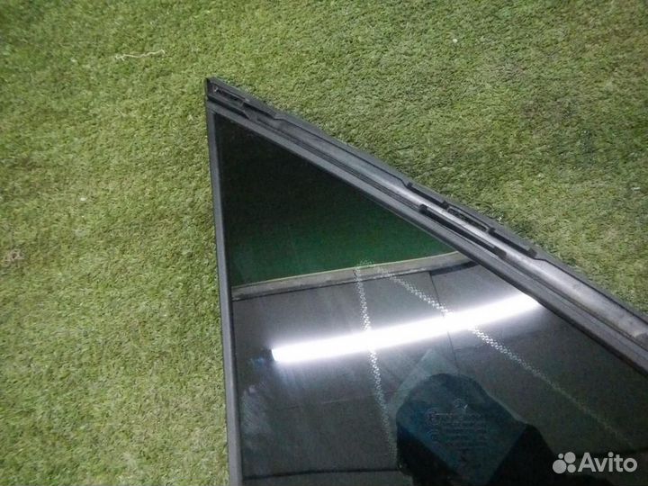 Форточка задняя левая Mercedes GLC C253 (2016-н.в