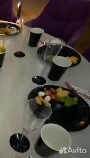 Одноразовые пластиковые бокалы