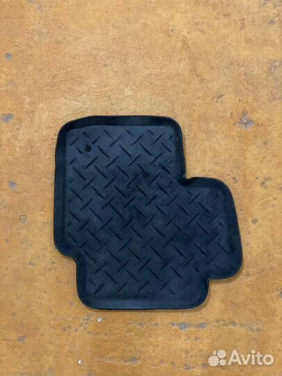 Оригинальные коврики Nissan Pathfinder
