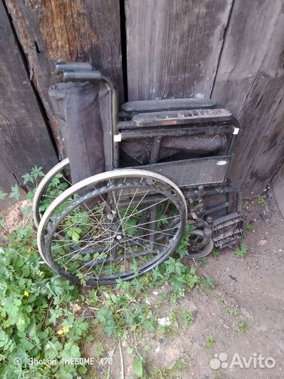 Инвалидная коляска