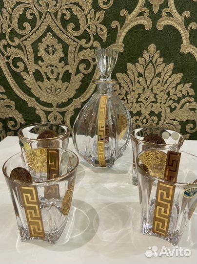 Графин Versace новый (Зайдите профиль)