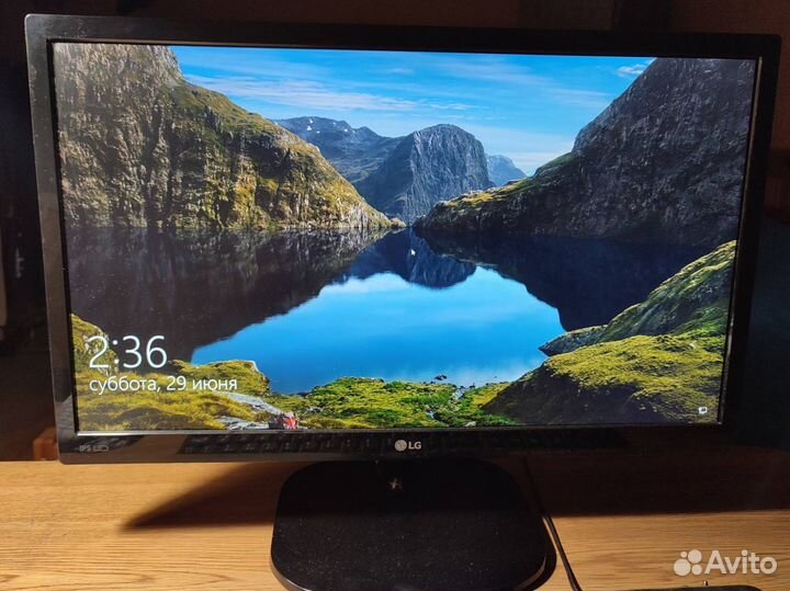 Монитор LG 21.5