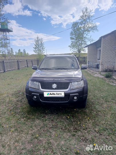 Suzuki Grand Vitara 2.0 AT, 2010, 298 000 км